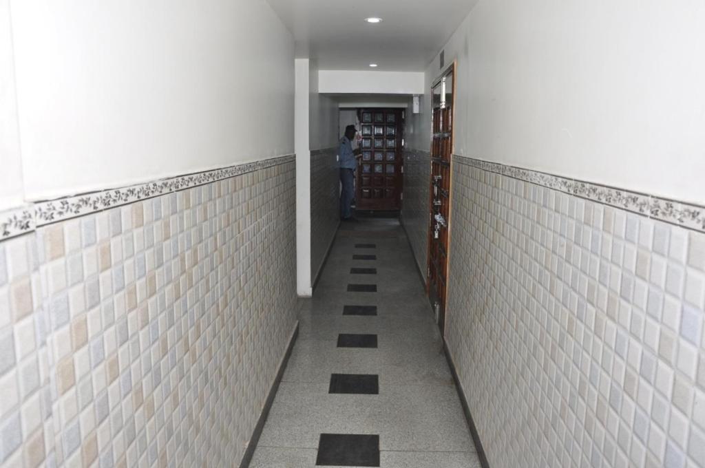 Hotel Al Gulzar Delhi  Exteriör bild