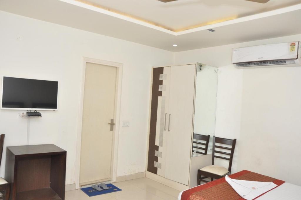 Hotel Al Gulzar Delhi  Exteriör bild