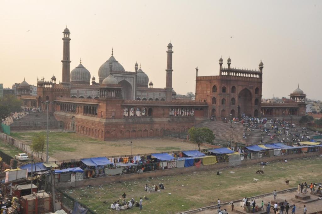 Hotel Al Gulzar Delhi  Exteriör bild