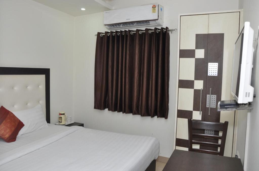 Hotel Al Gulzar Delhi  Exteriör bild